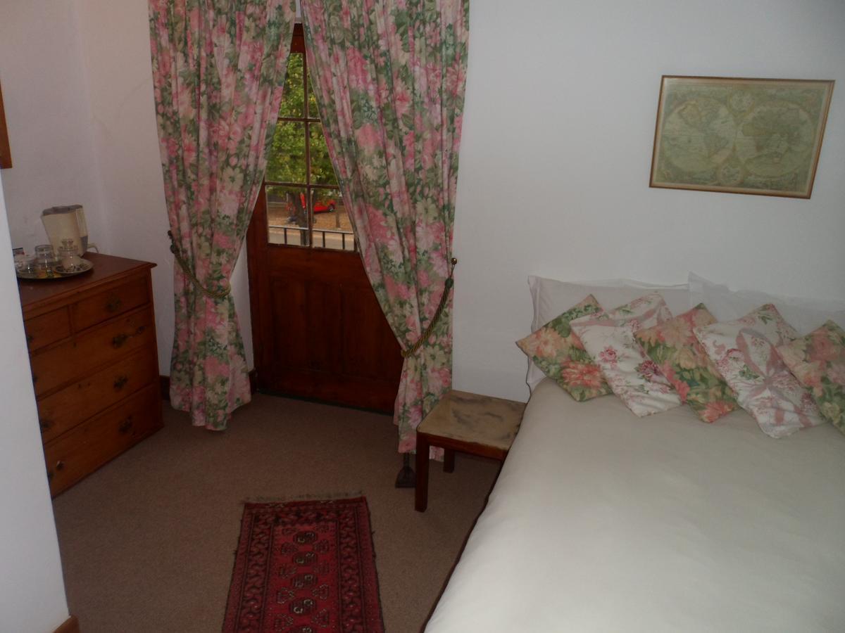 Die Tuishuise Bed & Breakfast Swellendam Exterior photo